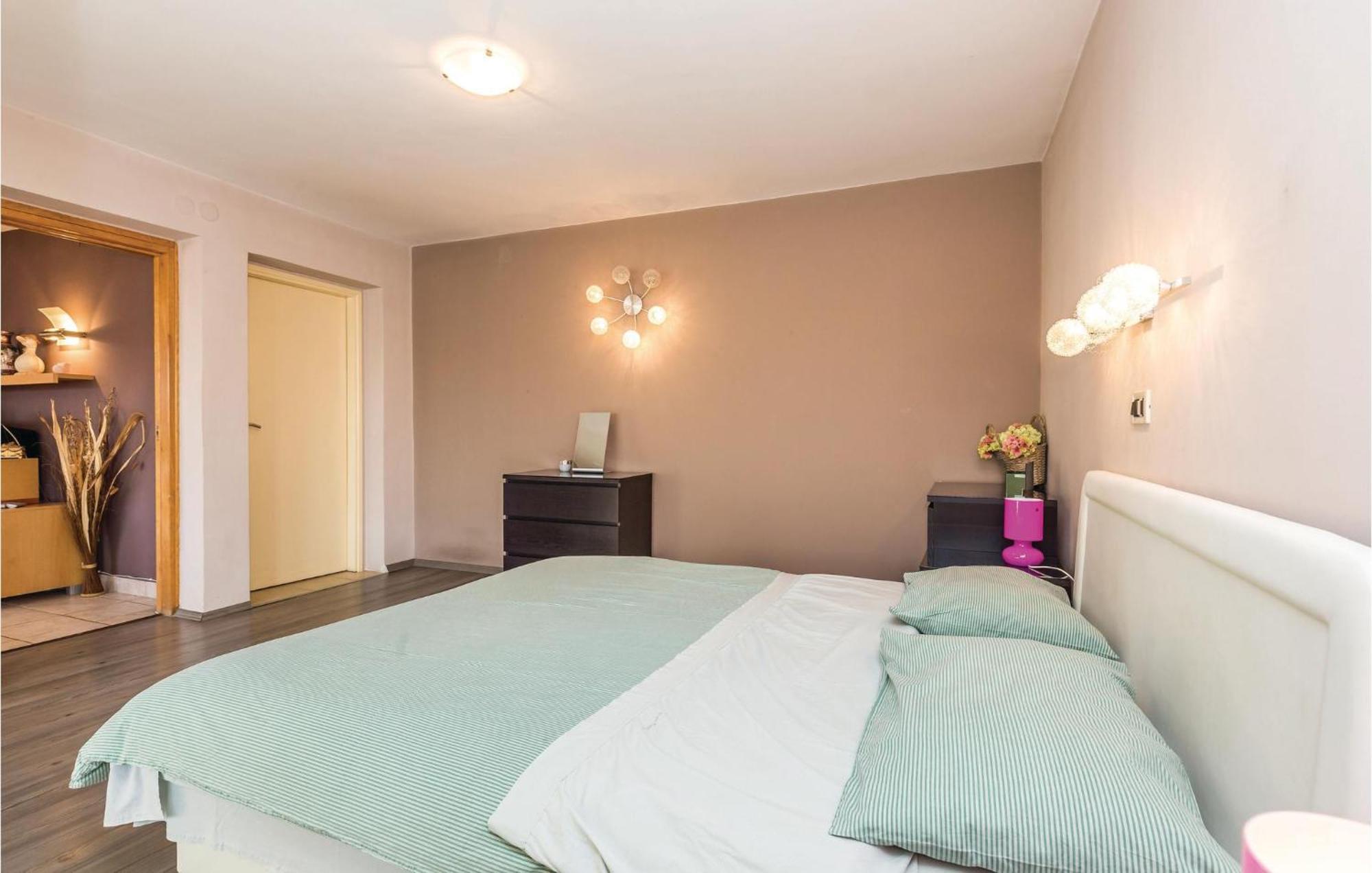 Stunning Apartment In Rijeka With 1 Bedrooms And Wifi Eksteriør billede