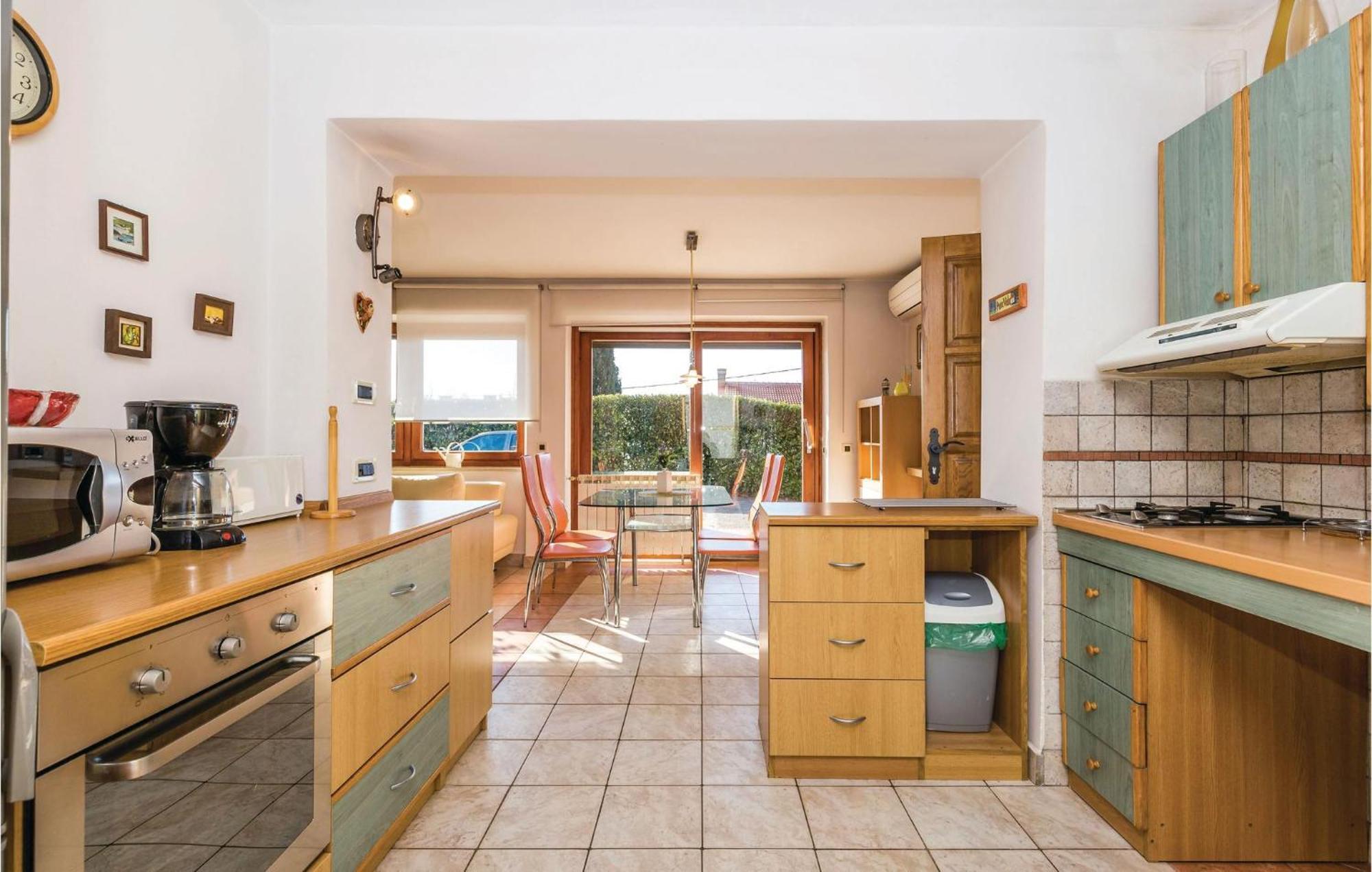 Stunning Apartment In Rijeka With 1 Bedrooms And Wifi Eksteriør billede
