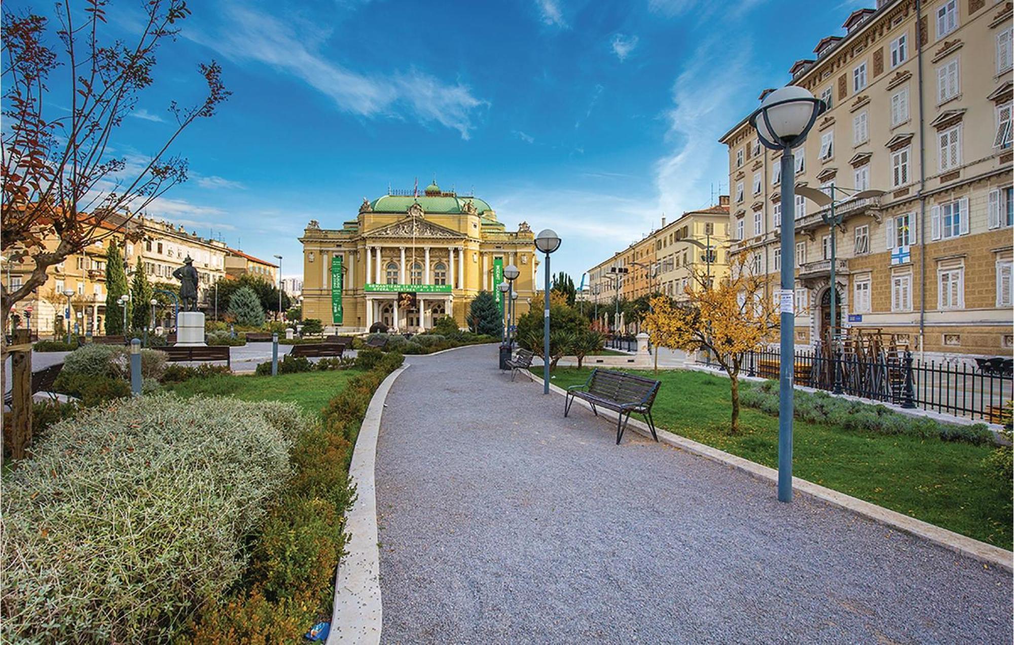 Stunning Apartment In Rijeka With 1 Bedrooms And Wifi Eksteriør billede