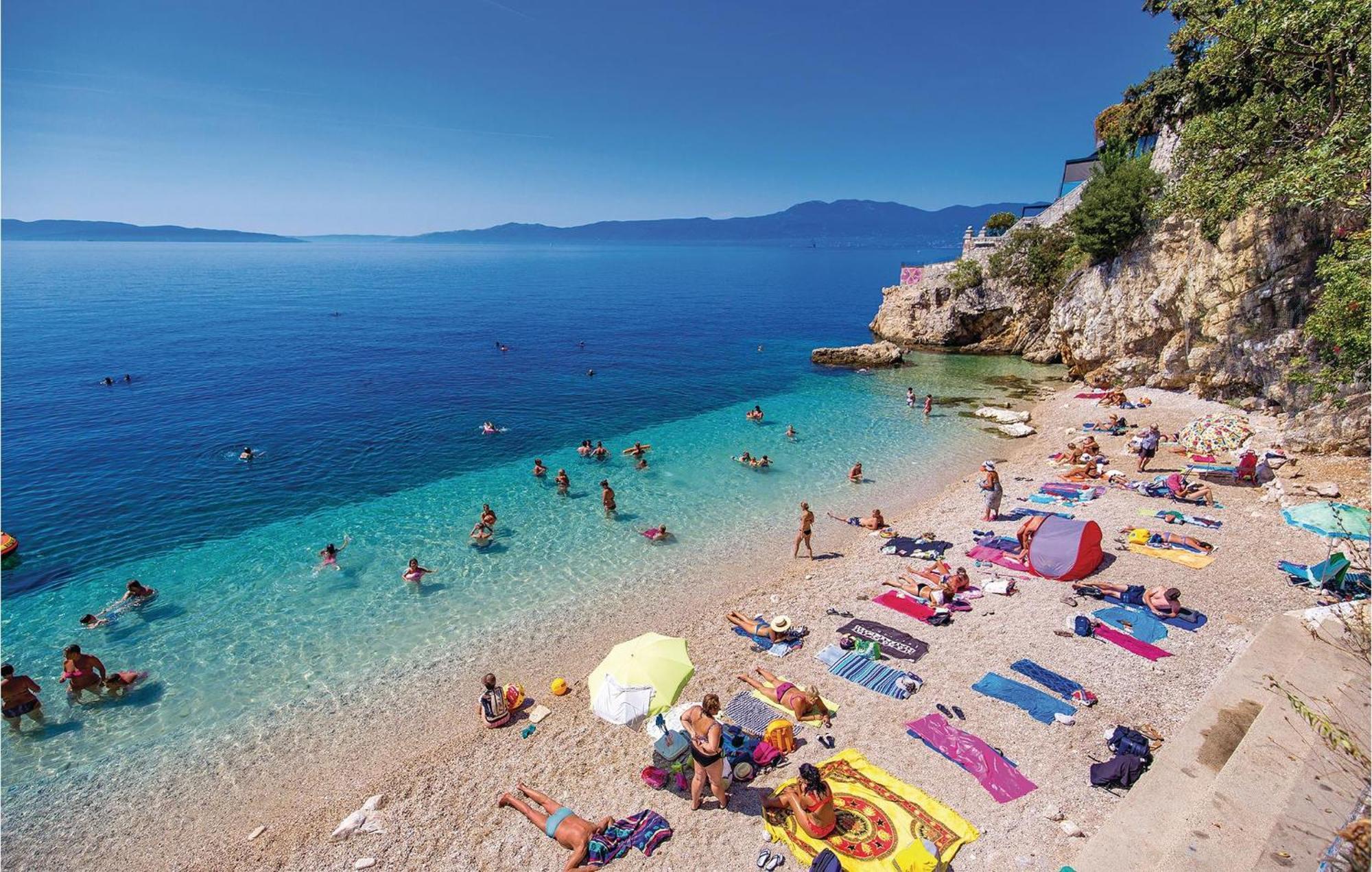 Stunning Apartment In Rijeka With 1 Bedrooms And Wifi Eksteriør billede
